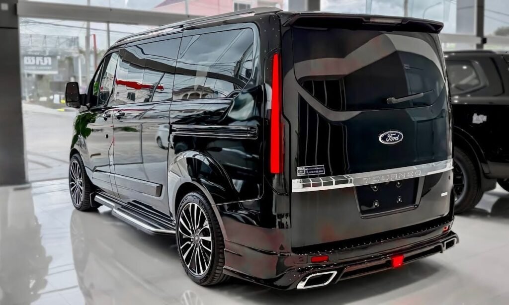 The New Ford Tourneo - Luxury Family Van VIP | Review